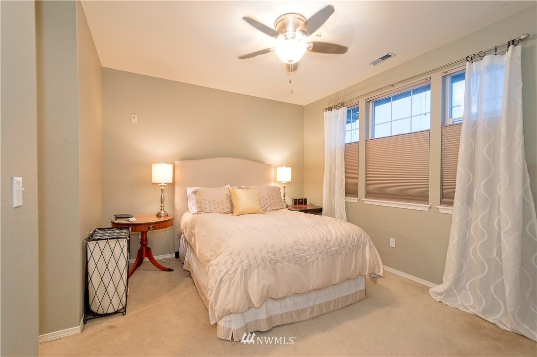 420 South 46th Place, Unit F Renton, WA 98055 - Photo 7 of 14
