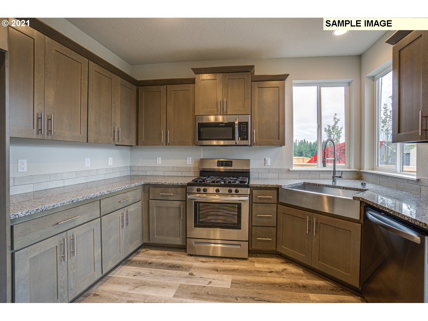 17005 Northeast 18th Avenue Ridgefield, WA 98642 - Photo 3 of 10 Gallery Image 3