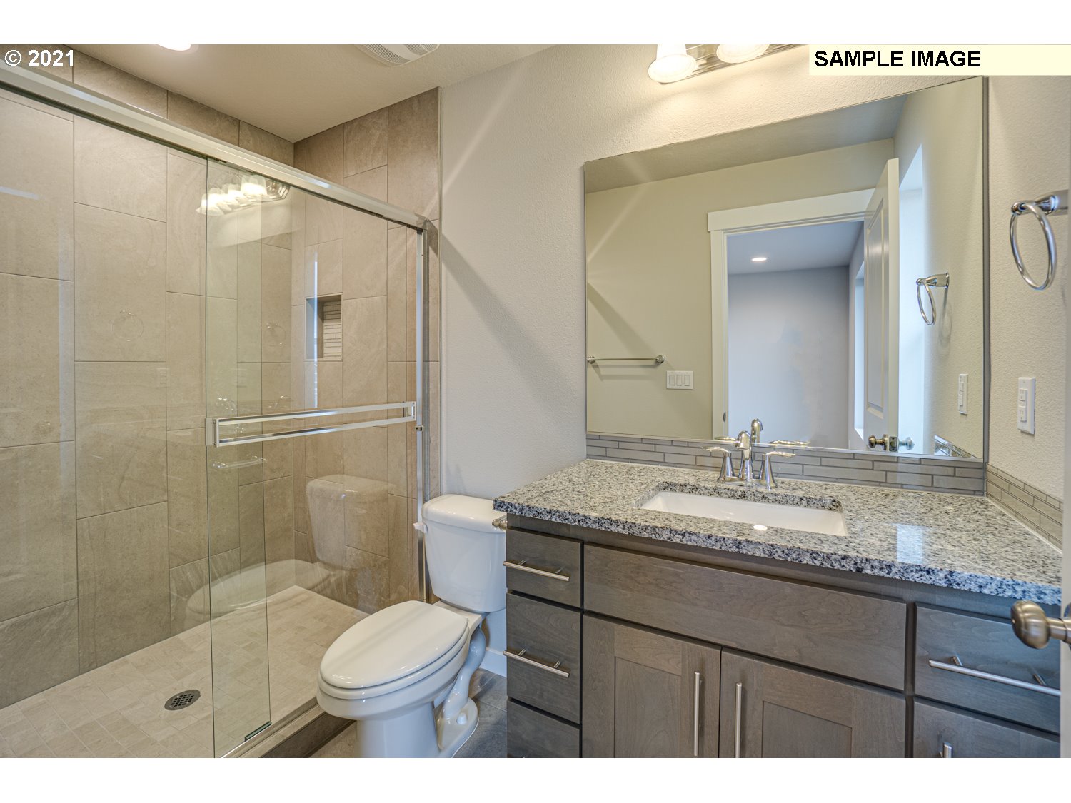 17005 Northeast 18th Avenue Ridgefield, WA 98642 - Photo 8 of 10 Gallery Image 8