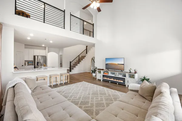 $3,300 | 2487 Solaris Bnd Drive, Katy, TX 77493