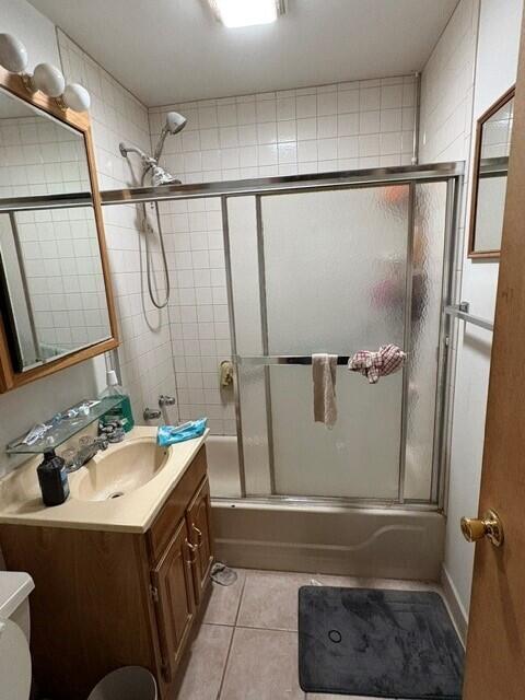 3320 163rd Street Hammond, IN 46323 - Photo 7 of 10 a bathroom with a sink and a mirror
