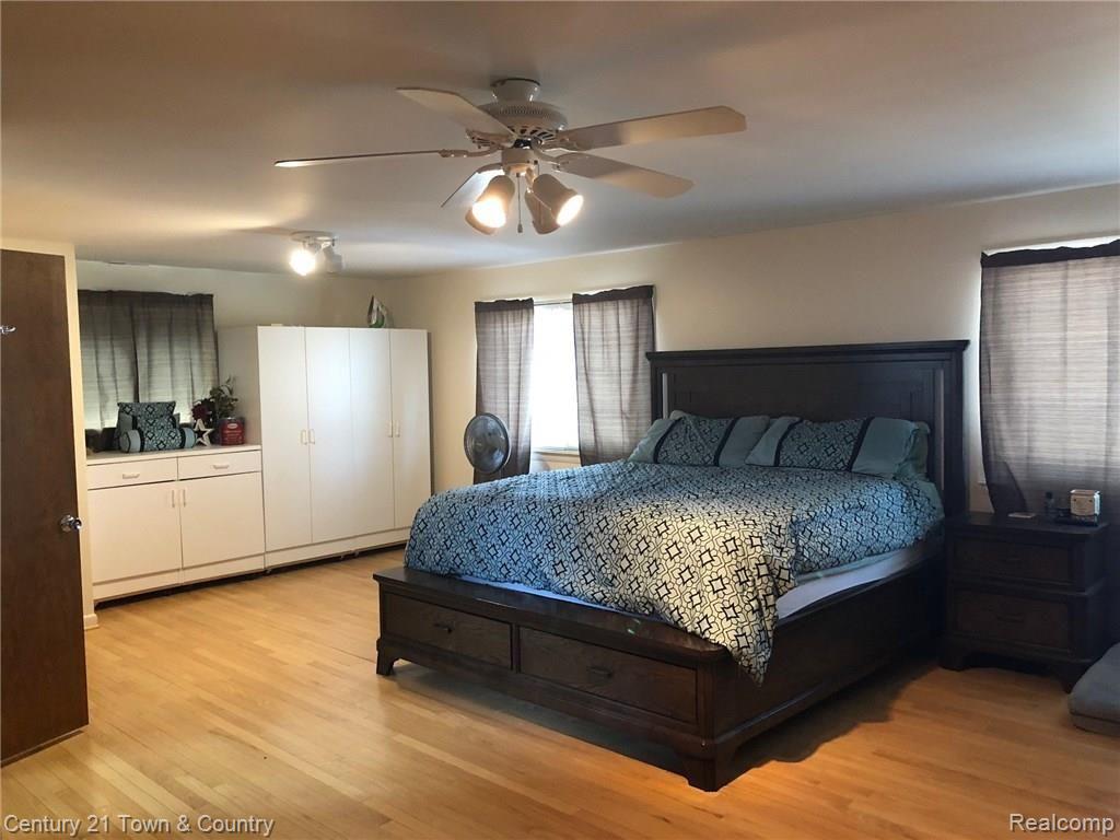 14200 Henry Ruff Road Livonia, MI 48154 - Photo 6 of 18