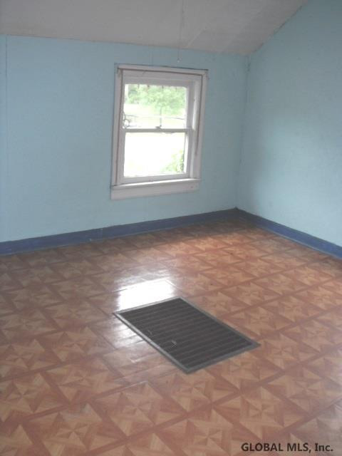 11 Riley Road Melrose, NY 12121 - Photo 3 of 11 Photo 3