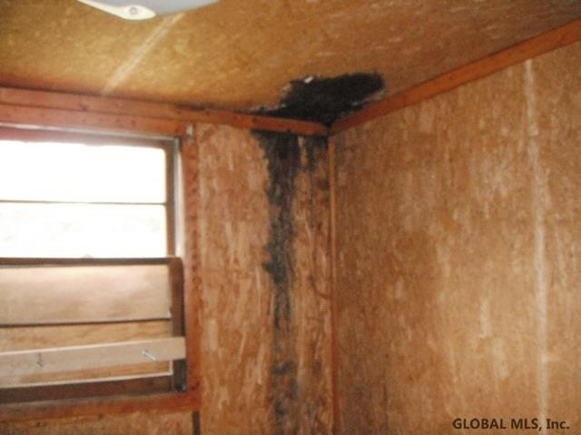 11 Riley Road Melrose, NY 12121 - Photo 8 of 11 Photo 8