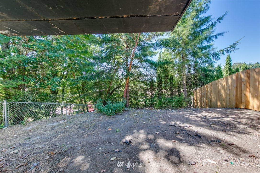705 Sheridan Road Bremerton, WA 98310 - Photo 23 of 25 a view of a backyard