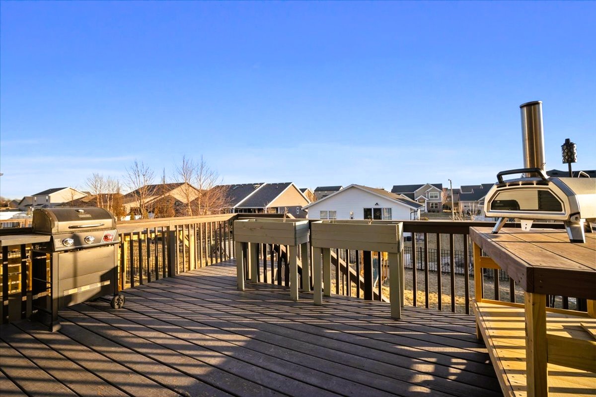 2625 Shale Road Normal, IL 61761 - Photo 12 of 60 a view of a houses with city view