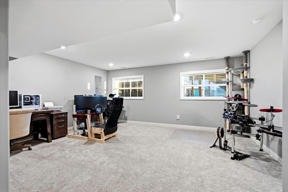 2625 Shale Road Normal, IL 61761 - Photo 55 of 60 a view of a livingroom with workspace and a window