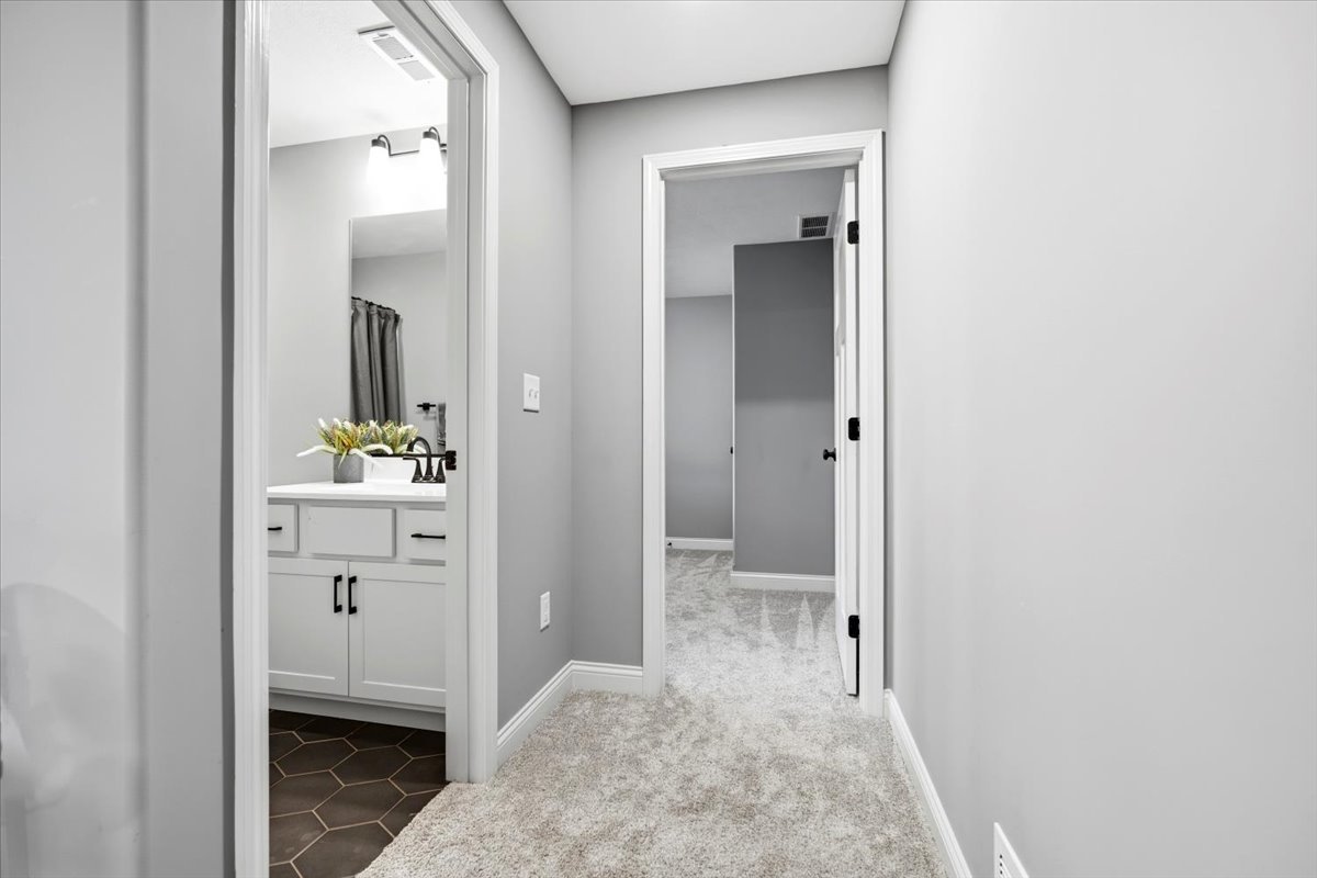 2625 Shale Road Normal, IL 61761 - Photo 58 of 60 a view of bathroom