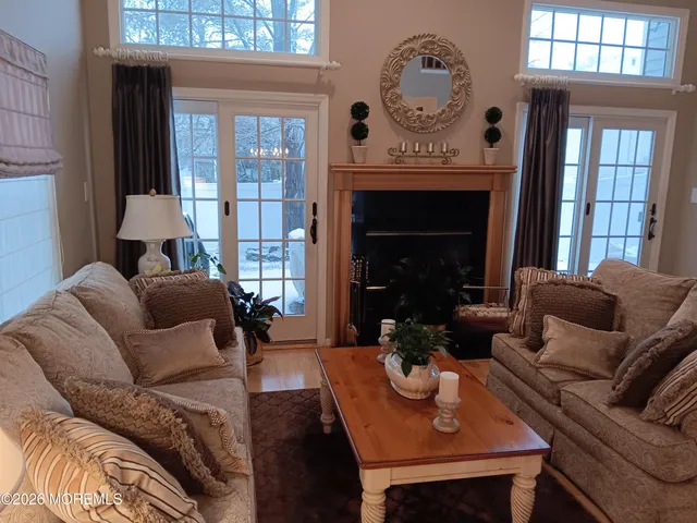 $685,000 | 29 Tall Oaks Court, Unit 2901, Old Bridge, NJ 08857