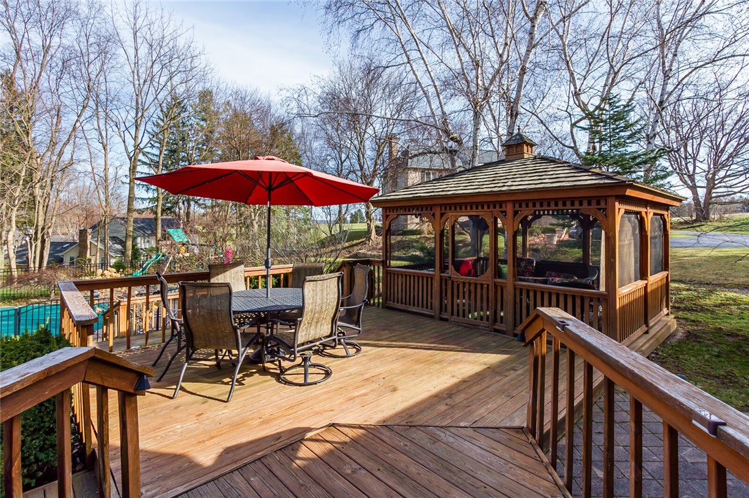 37 Greylock Ridge Pittsford, NY 14534 - Photo 2 of 27