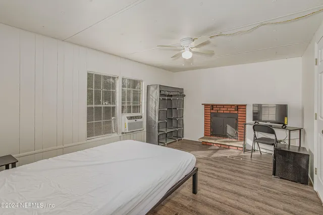 $549,000 | 5419 Woodcrest Road, Jacksonville, FL 32205