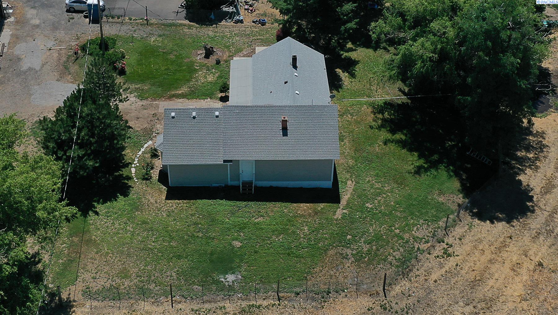 2702 North Griffin Road Grandview, WA 98930 - Photo 3 of 30 Gallery Image 3