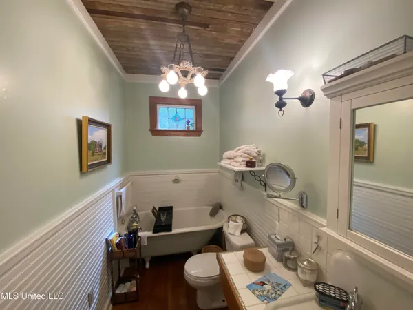 $249,000 | 140 Westover Drive, Hazlehurst, MS 39083