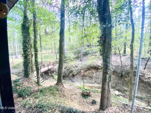 $249,000 | 140 Westover Drive, Hazlehurst, MS 39083