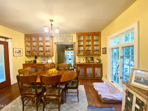 $249,000 | 140 Westover Drive, Hazlehurst, MS 39083