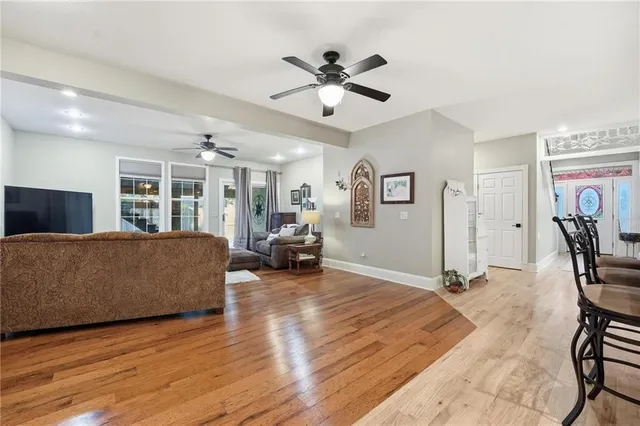 $769,000 | 204 Southwest 2nd Street, Lee's Summit, MO 64063