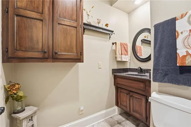 $769,000 | 204 Southwest 2nd Street, Lee's Summit, MO 64063