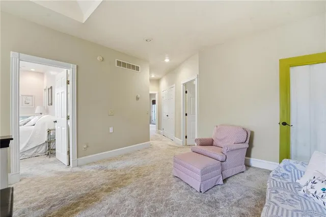 $769,000 | 204 Southwest 2nd Street, Lee's Summit, MO 64063