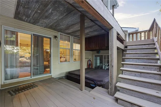 $769,000 | 204 Southwest 2nd Street, Lee's Summit, MO 64063