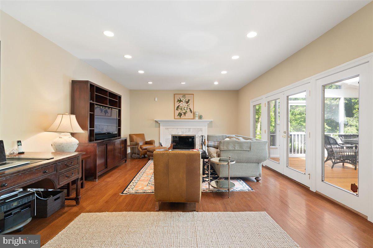 250 Arreton Road Princeton, NJ 08540 - Photo 14 of 41 Family Room