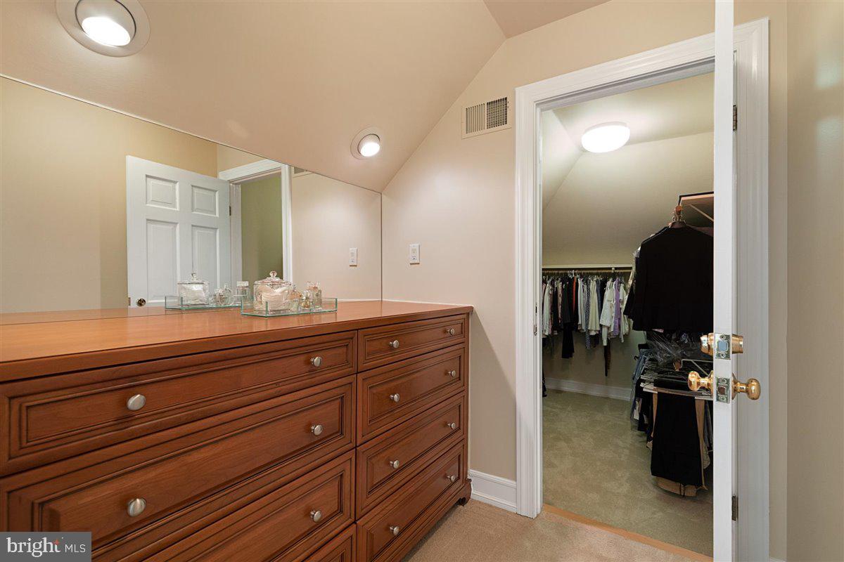 250 Arreton Road Princeton, NJ 08540 - Photo 22 of 41 Dressing area that leads to WIC