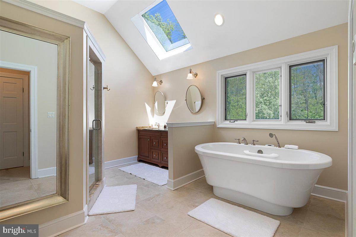250 Arreton Road Princeton, NJ 08540 - Photo 23 of 41 Ensuite Bath in Primary Suite