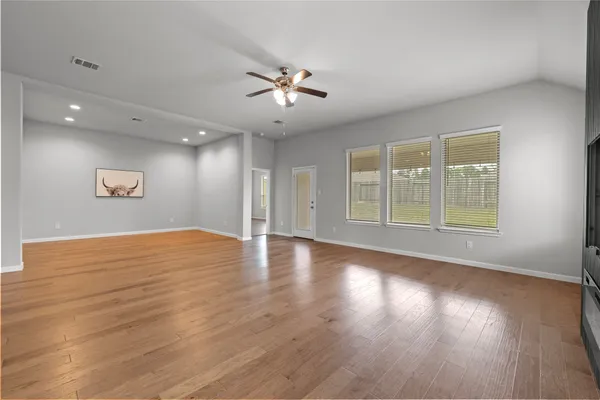 $2,949 | 18102 Humber River Lane, Houston, TX 77044