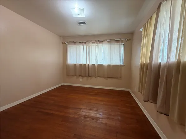 $1,695 | 6402 Tarna Lane, Houston, TX 77074