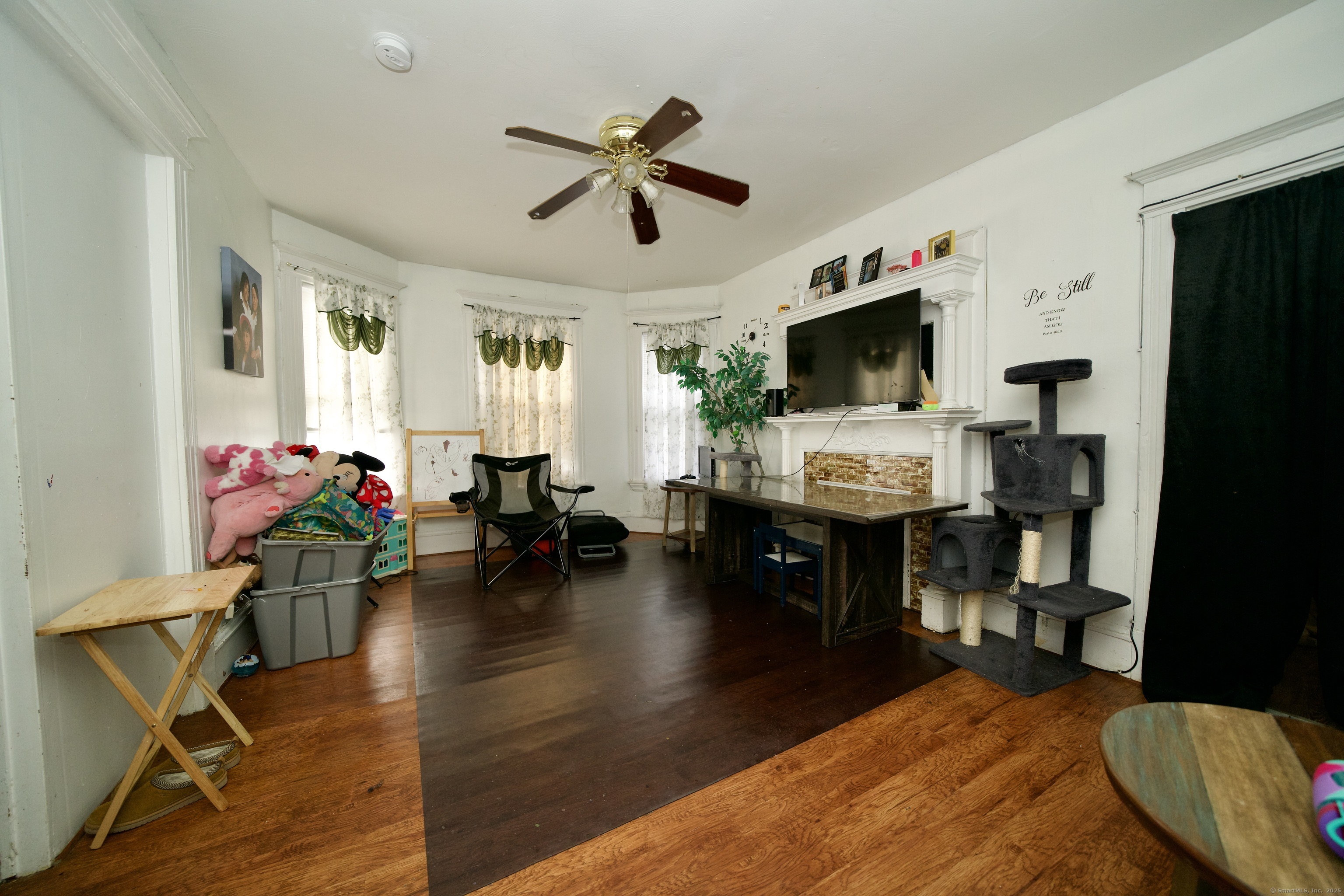 96 Sargeant Street Hartford, CT 06105 - Photo 21 of 37