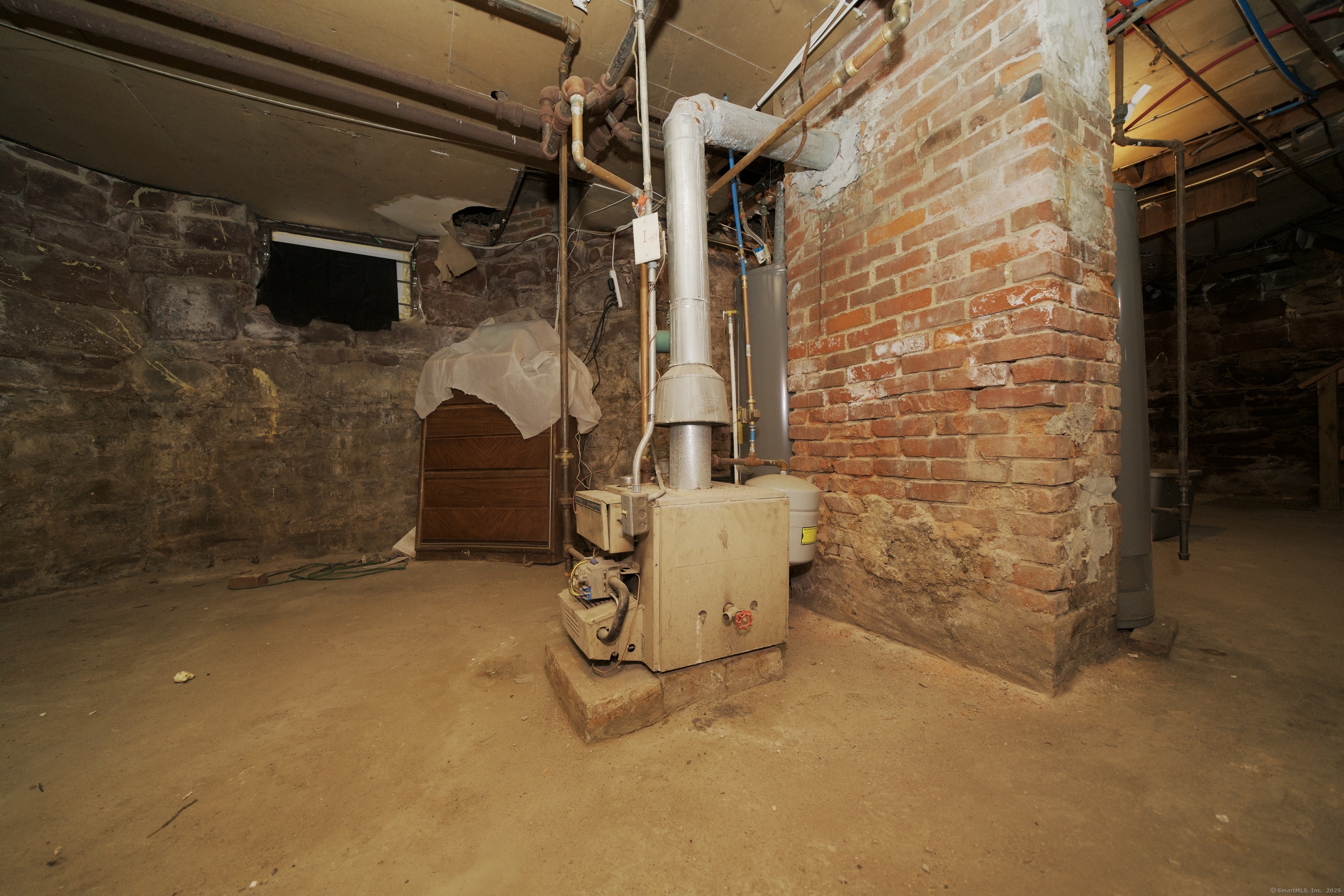 96 Sargeant Street Hartford, CT 06105 - Photo 35 of 37