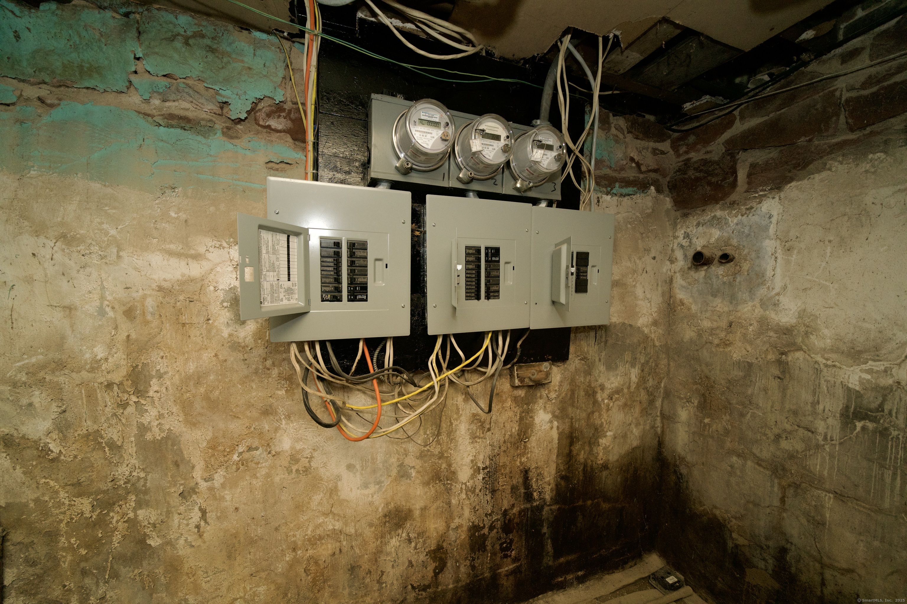 96 Sargeant Street Hartford, CT 06105 - Photo 36 of 37