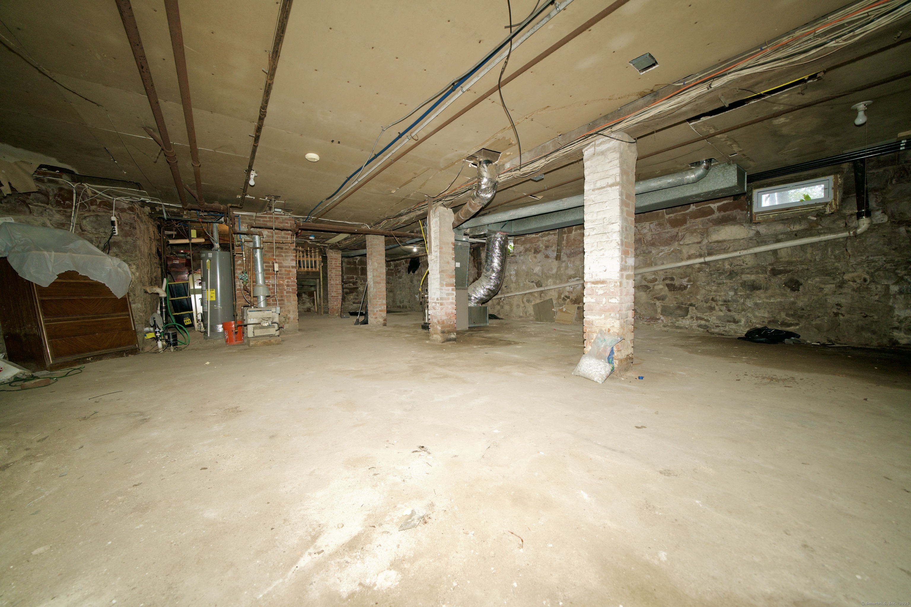 96 Sargeant Street Hartford, CT 06105 - Photo 37 of 37