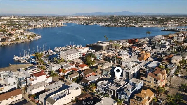 $2,498,000 | 44 61st Place, Long Beach, CA 90803
