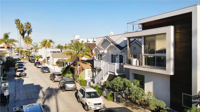 $2,498,000 | 44 61st Place, Long Beach, CA 90803