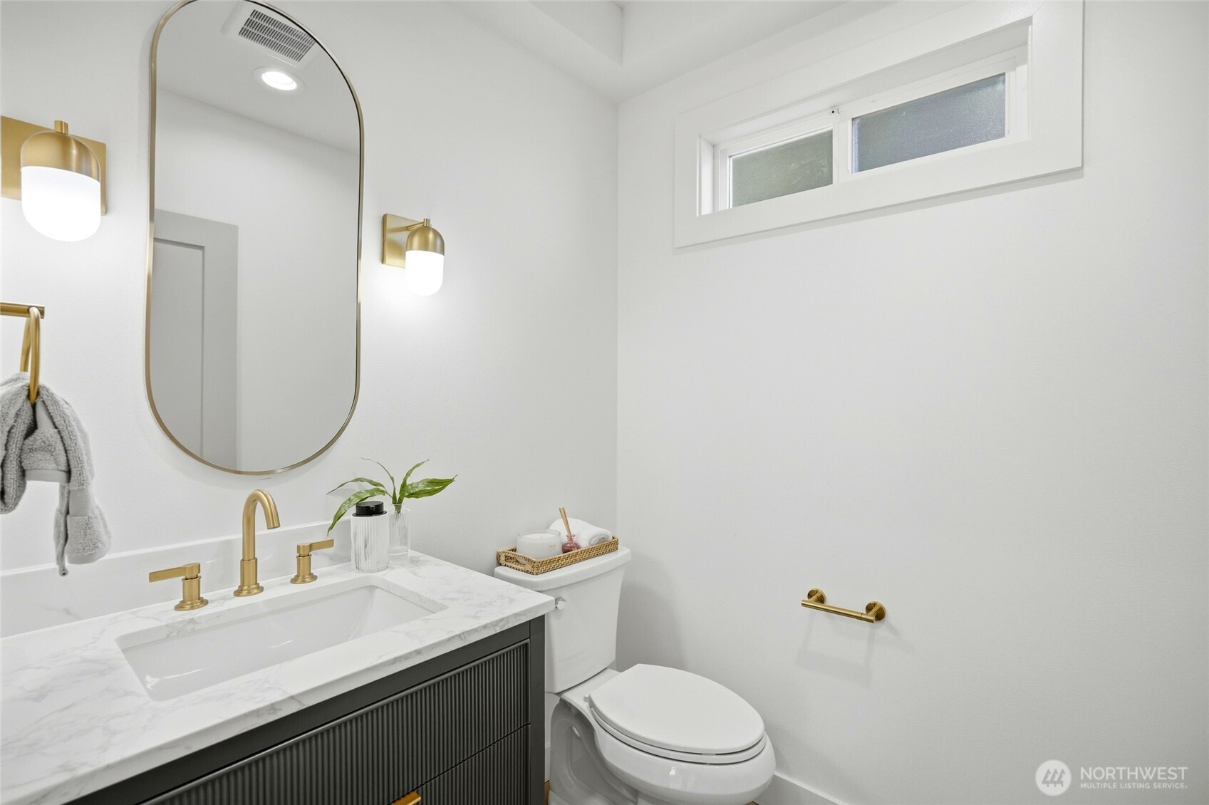 215 North 58th Street Seattle, WA 98103 - Photo 13 of 32