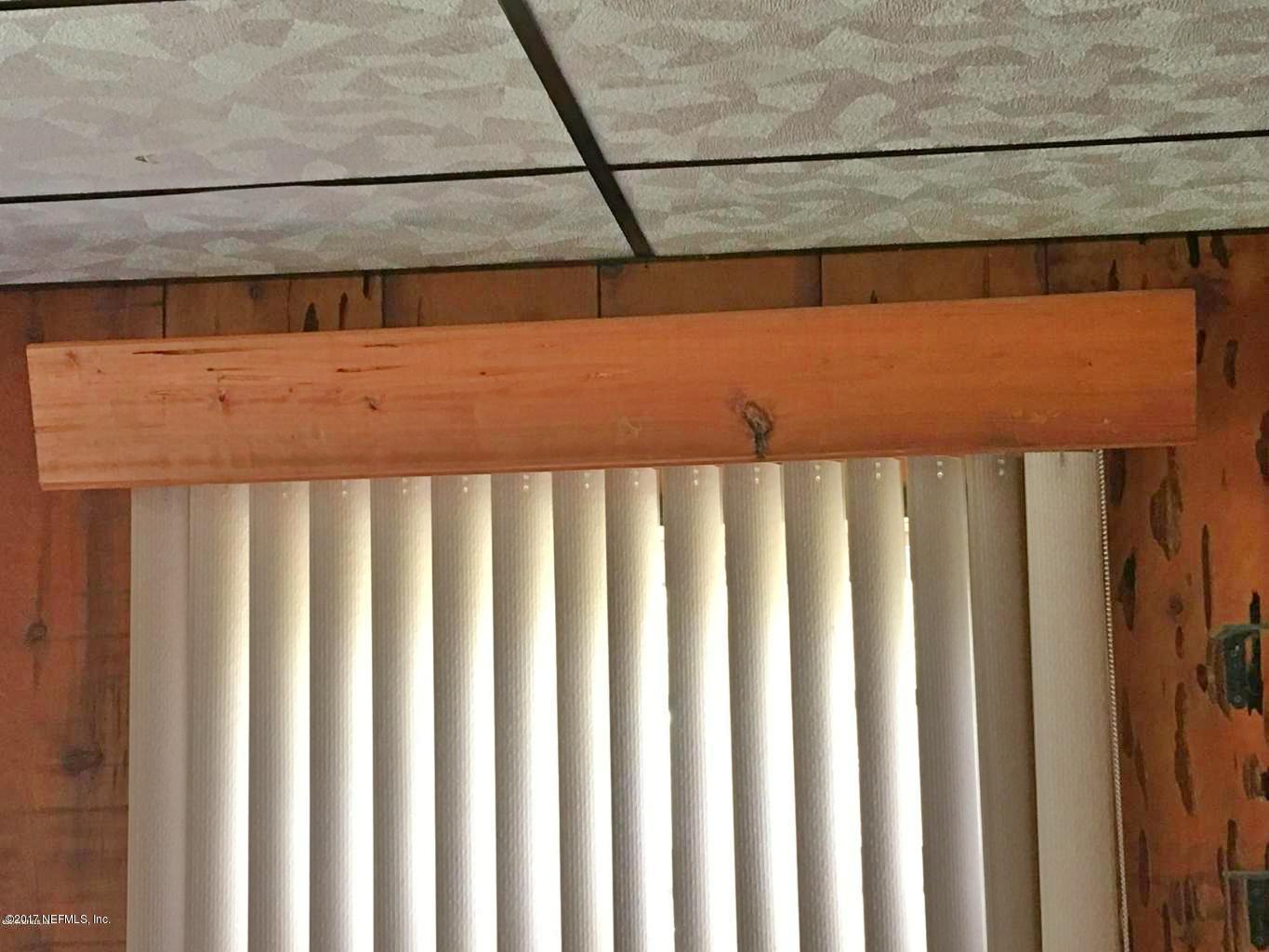 36730 Dyal Road Callahan, FL 32011 - Photo 7 of 37 Custom Valances