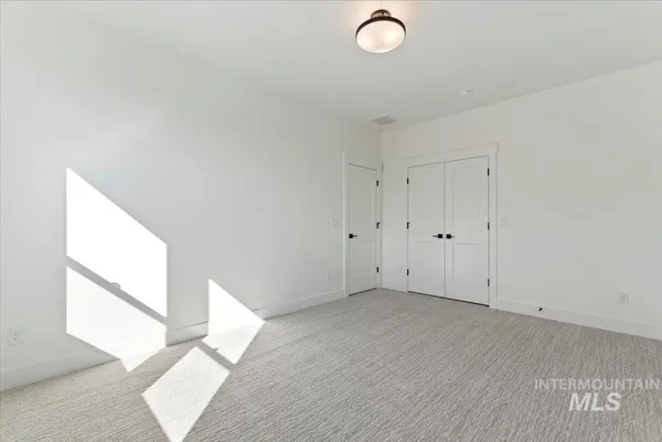 $699,900 | 2329 East Monhegan Drive, Eagle, ID 83616