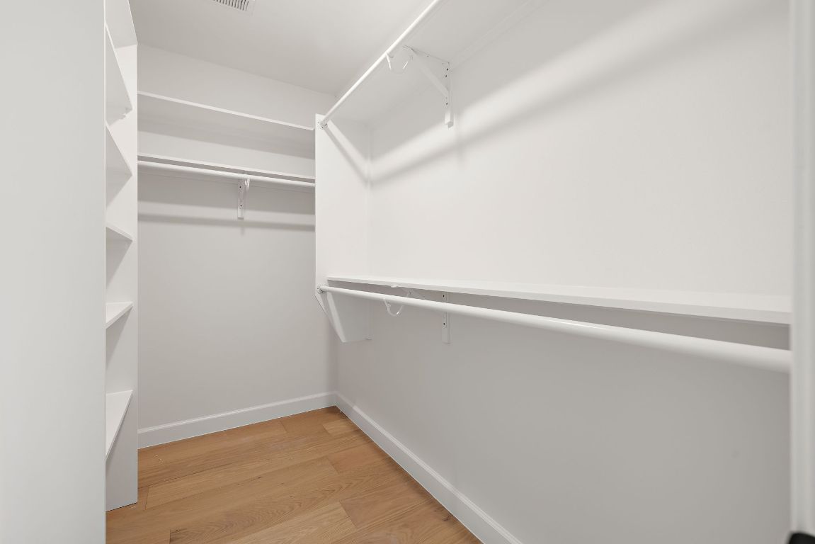 8102 Burrell Drive Austin, TX 78757 - Photo 19 of 31 a view of small space