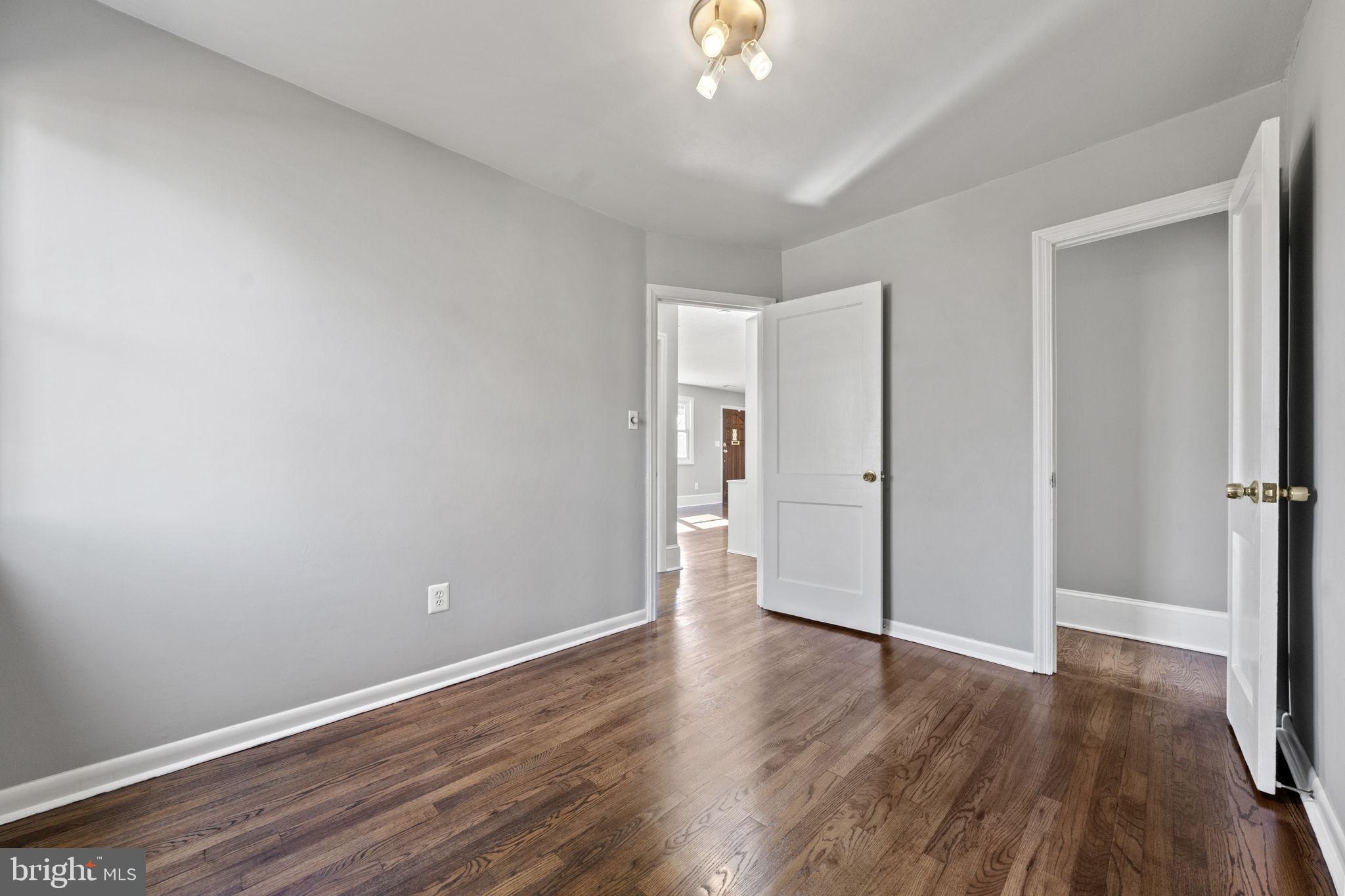6708 Barrett Road Falls Church, VA 22042 - Photo 17 of 32 Gallery Image 17