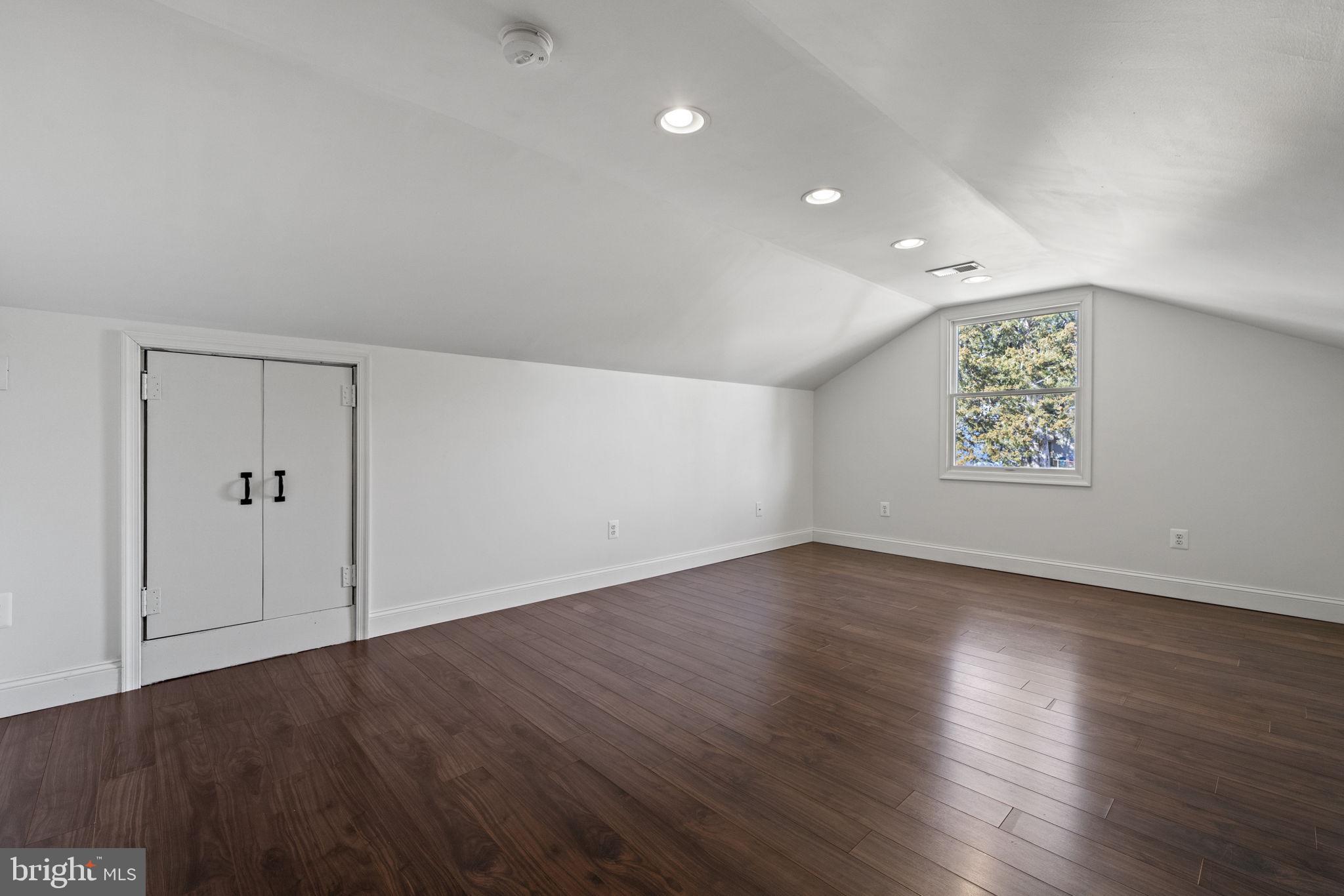6708 Barrett Road Falls Church, VA 22042 - Photo 23 of 32 Gallery Image 23