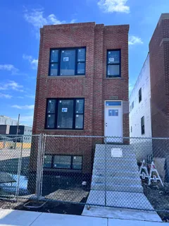 $995,000 | 3315 South Prairie Avenue, Chicago, IL 60616