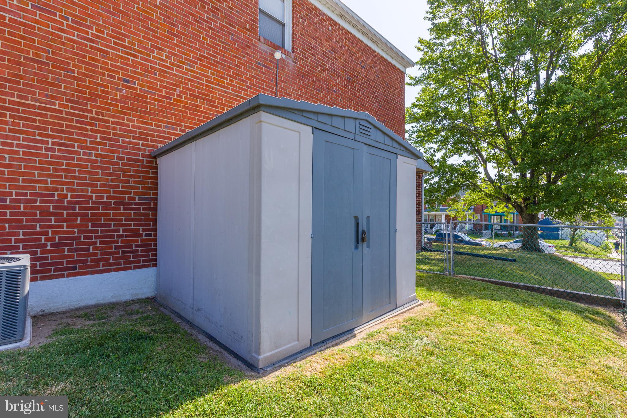 1654 Manor Road Baltimore, MD 21222 - Photo 35 of 43