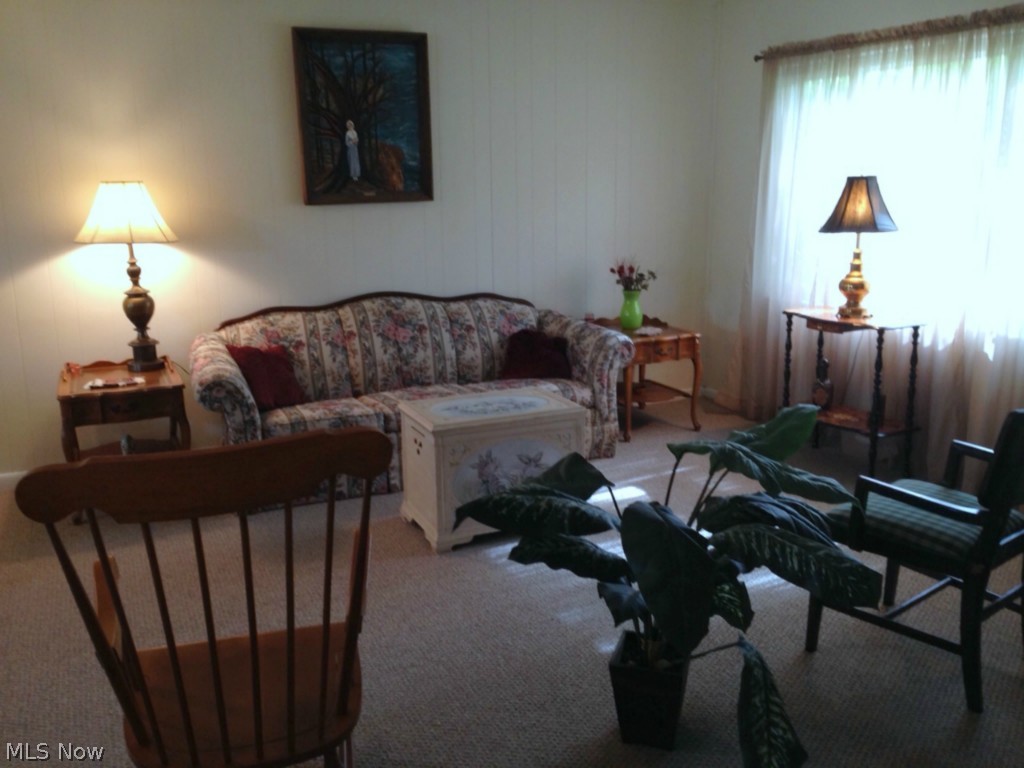 2818 Russell Road Ashtabula, OH 44004 - Photo 5 of 19