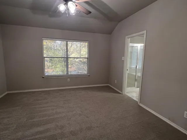 $1,900 | 114 North Camellia Grove Circle, The Woodlands, TX 77382