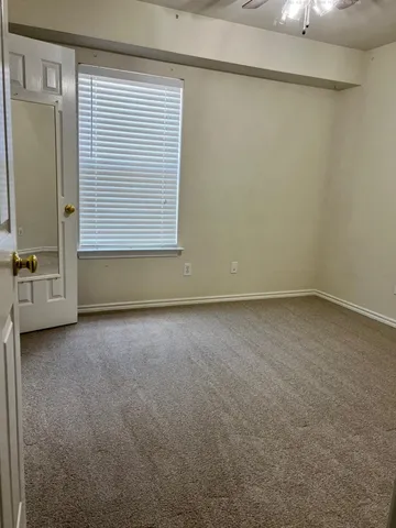 $2,000 | 114 North Camellia Grove Circle, The Woodlands, TX 77382