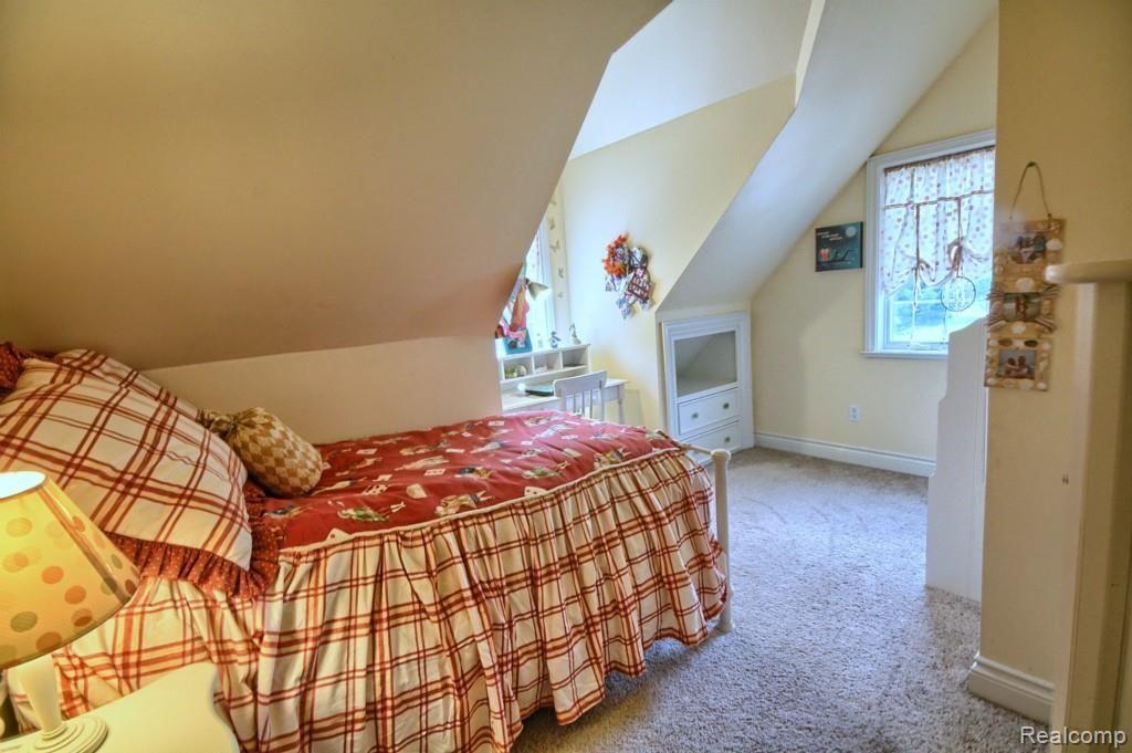 2266 Rochester Road Leonard, MI 48367 - Photo 15 of 30 2nd_Bedroom.jpg