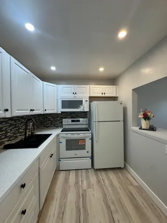 $1,200 | 176 Sussex I, Unit 176, West Palm Beach, FL 33417