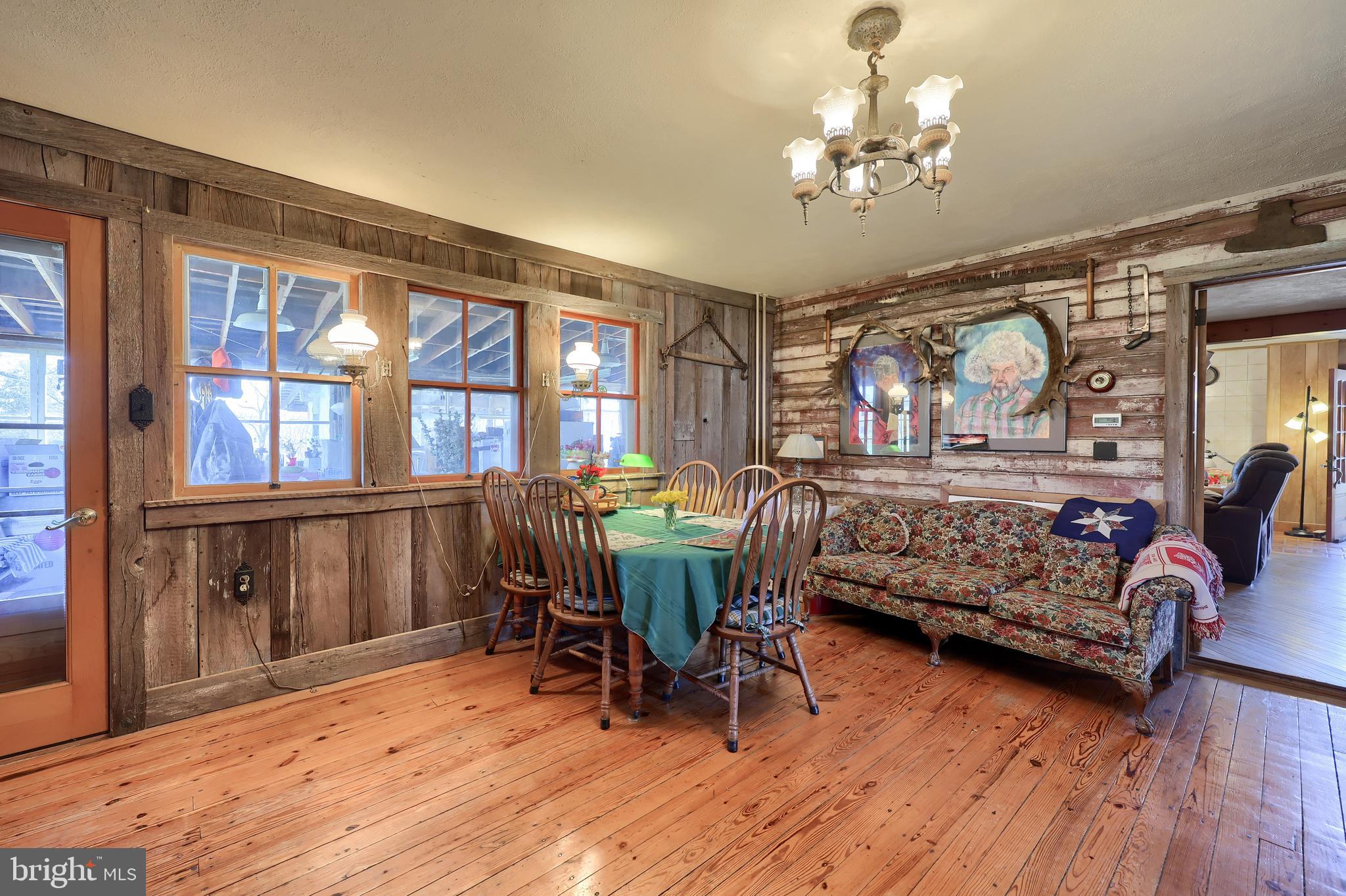 510 Locust Point Road Manchester, PA 17345 - Photo 12 of 69 Gallery Image 12