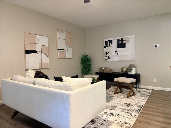 $279,500 | 1240 Barton Hills Drive, Unit 105, Austin, TX 78704