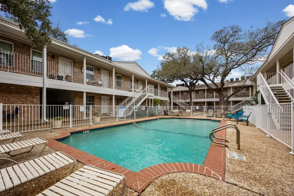 $279,500 | 1240 Barton Hills Drive, Unit 105, Austin, TX 78704